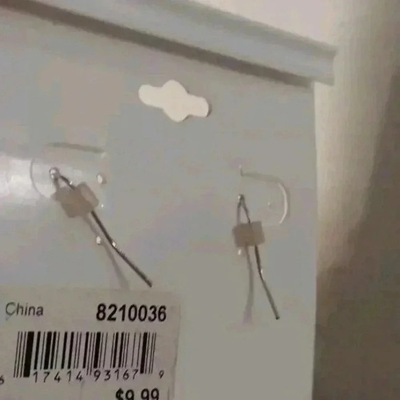 Piper Madison Anchor Earrings Silver Toned Drop Earings - Picture 3 of 4